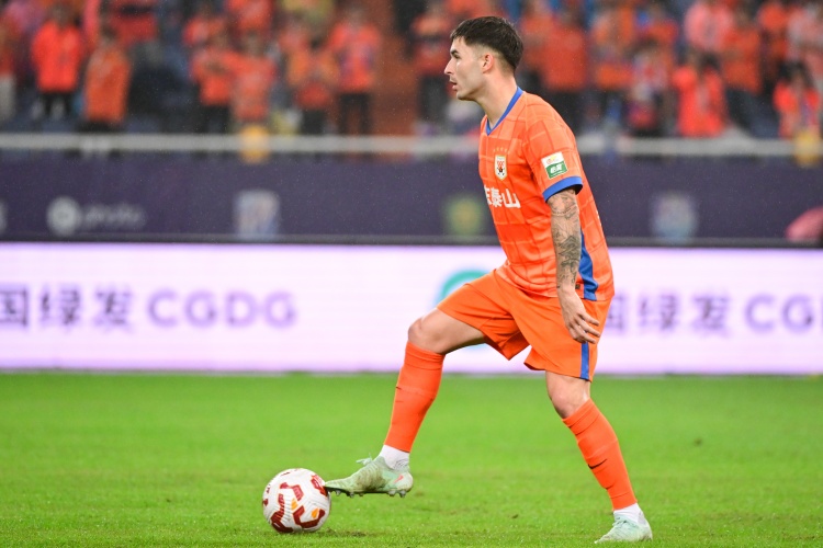 世界杯安卓下载-加盟仅半年!阿斯:泰山后卫洛佩斯与球队解约,将加盟阿尔瓦塞特