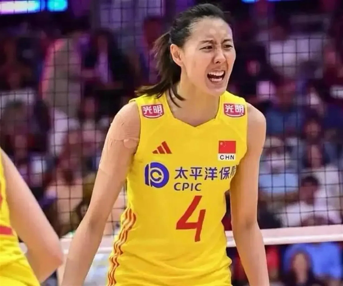 世界杯手机观看-直言“不去国家队”引争议！杨涵玉有傲气与委屈，也藏着她的无奈|副攻|山东女排|球迷|情商|机会_新浪体育_新浪新闻