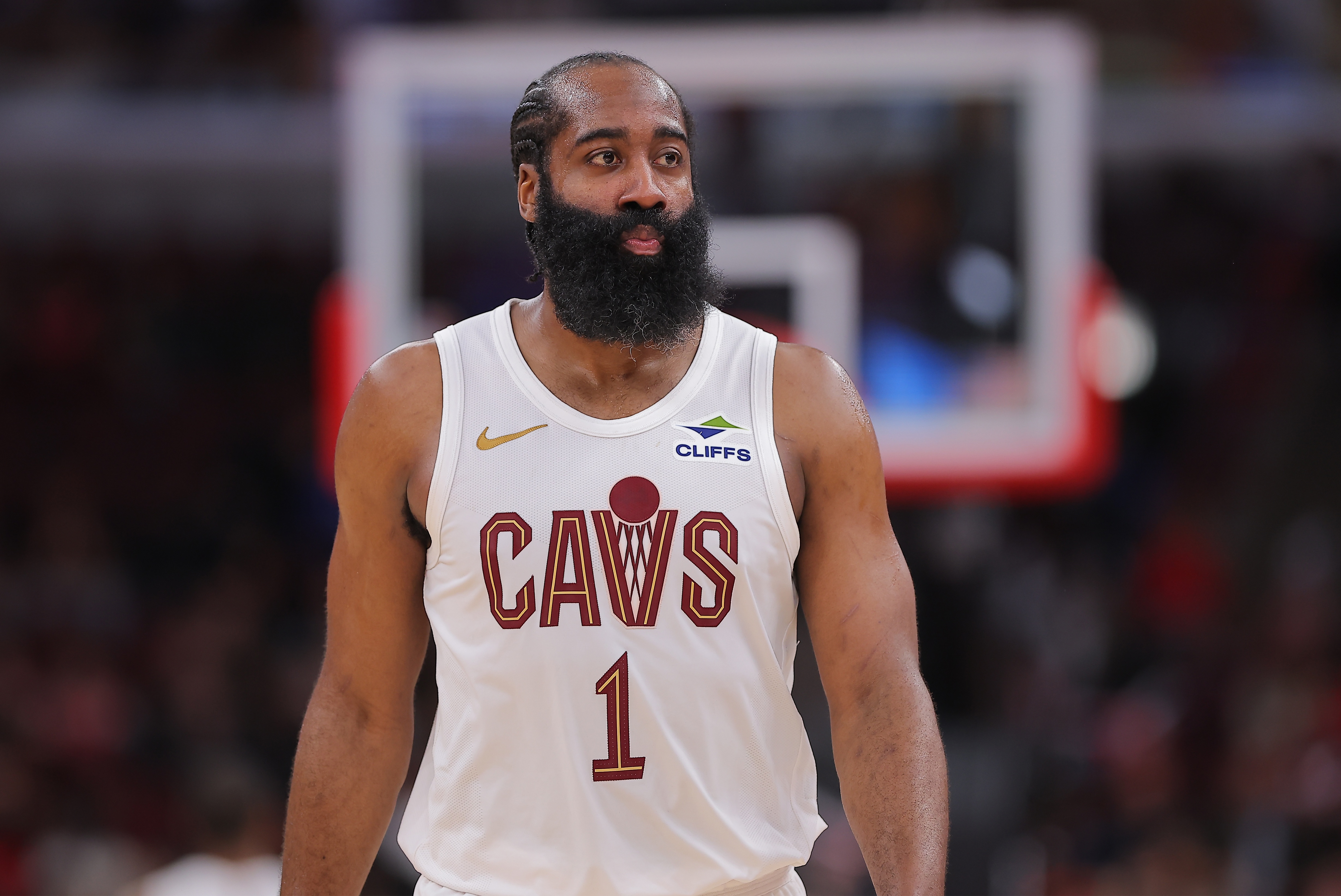 豪赌哈登让骑士已无路可退 若未达预期今夏将迎阵容&amp;管理层大换血