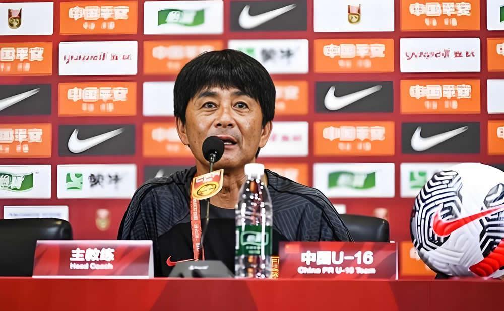 世界杯app下载-含董量高！U17国足将出局？这题熟悉，球迷：别慌，卡塔尔会做人